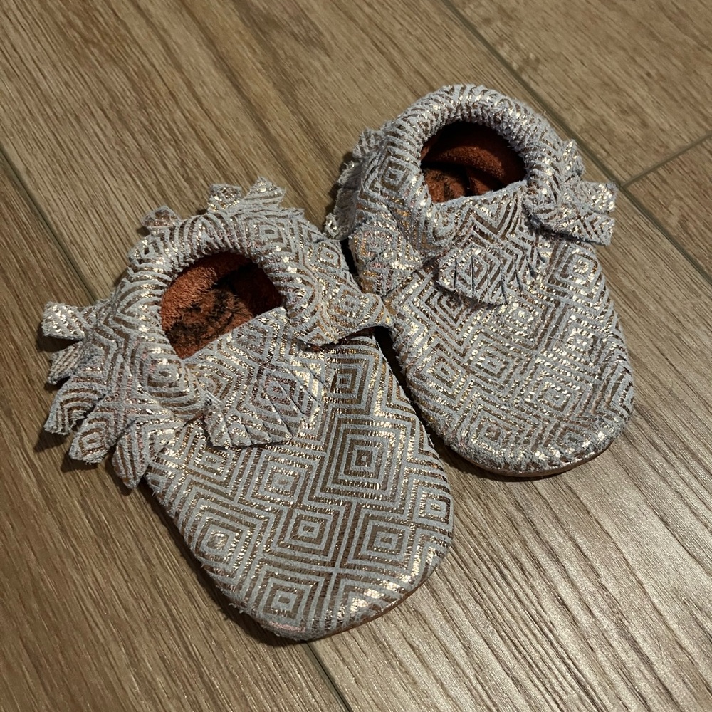 Freshly Picked Moccasins Size 4